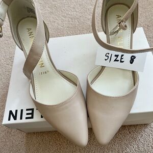 NEW Anne Klein Beige Pointed Toe Ankle Strap Pumps - Size 8